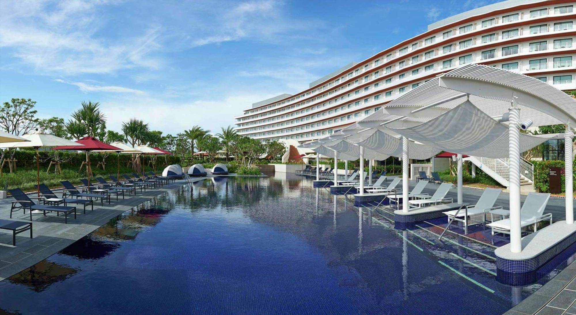 Hilton Okinawa Chatan Resort Exterior foto