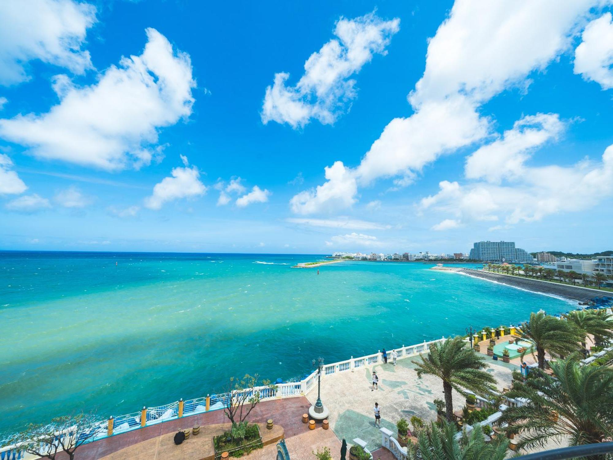 Hilton Okinawa Chatan Resort Exterior foto