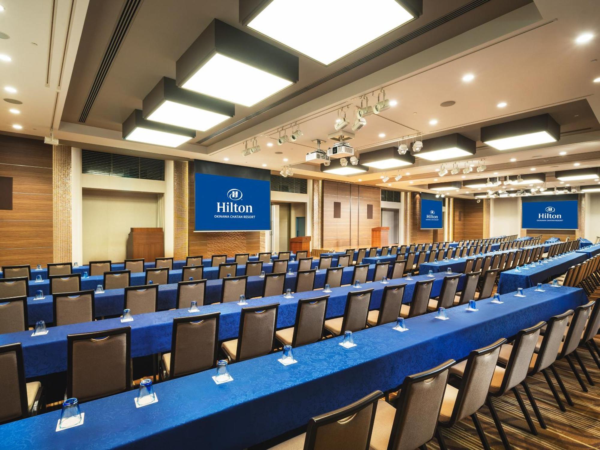 Hilton Okinawa Chatan Resort Exterior foto